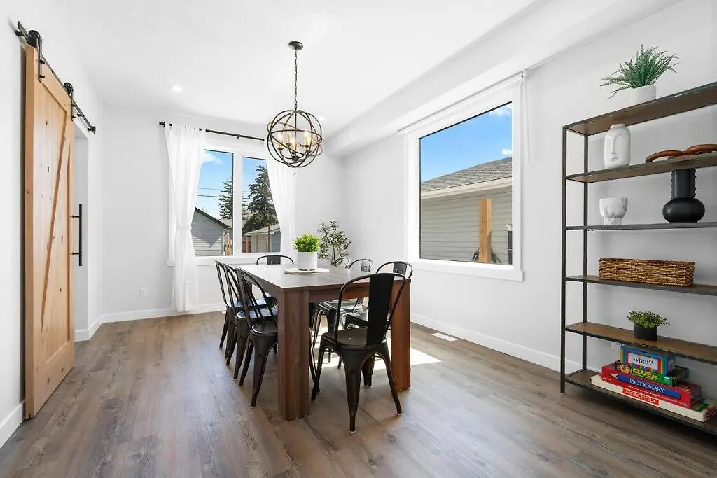 Modern Luxury Home - King Bed•Arcade•Wem•A/C Edmonton 0*,