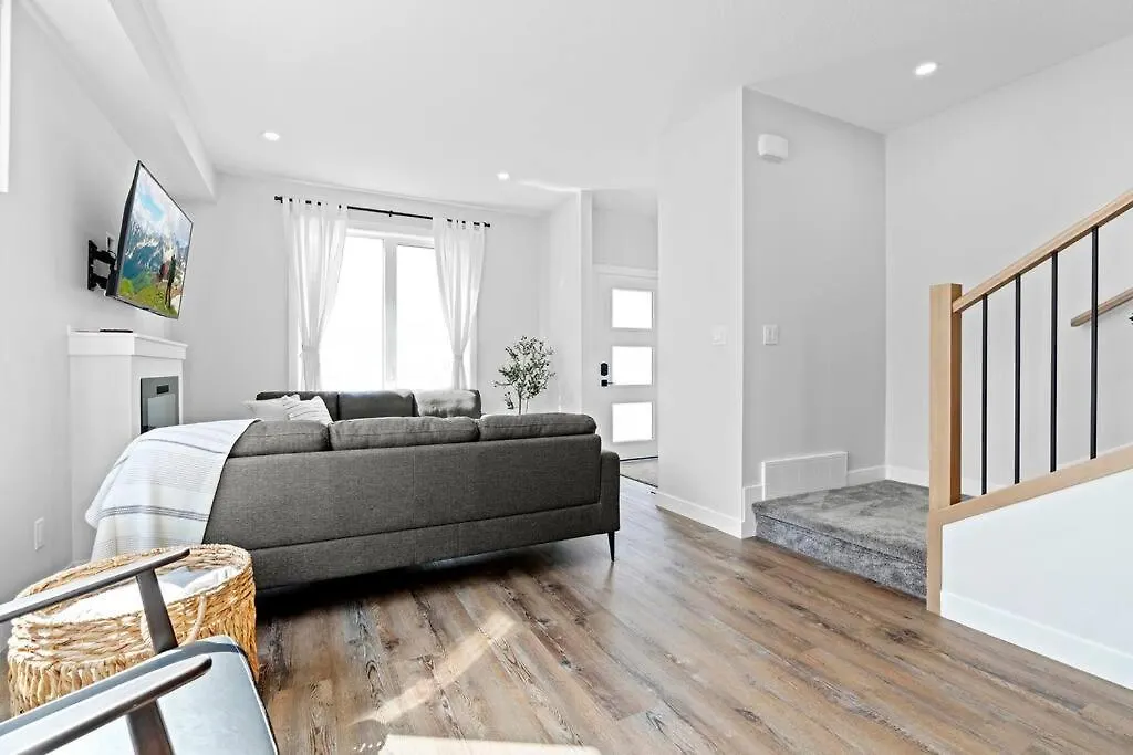 Modern Luxury Home - King Bed•Arcade•Wem•A/C Edmonton 0*,